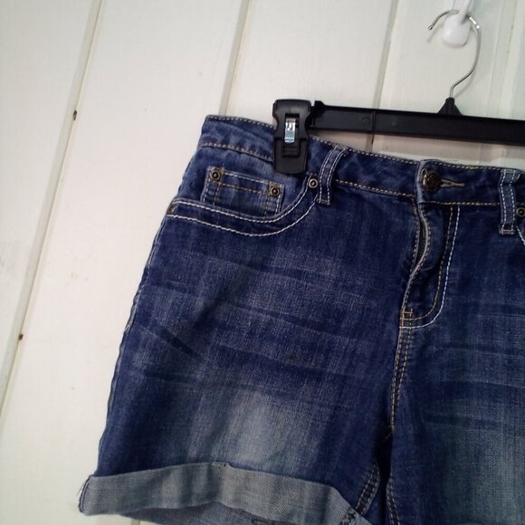 Earl James Shorts Women 8 Denim Roll Hem Button Pocket Blue - Picture 3 of 15